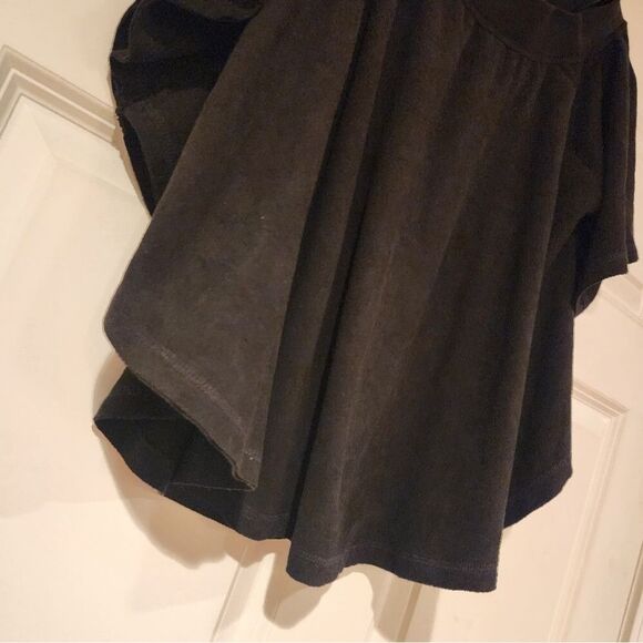 Oliviaceous heavyweight soft black blouse - Picture 3 of 4